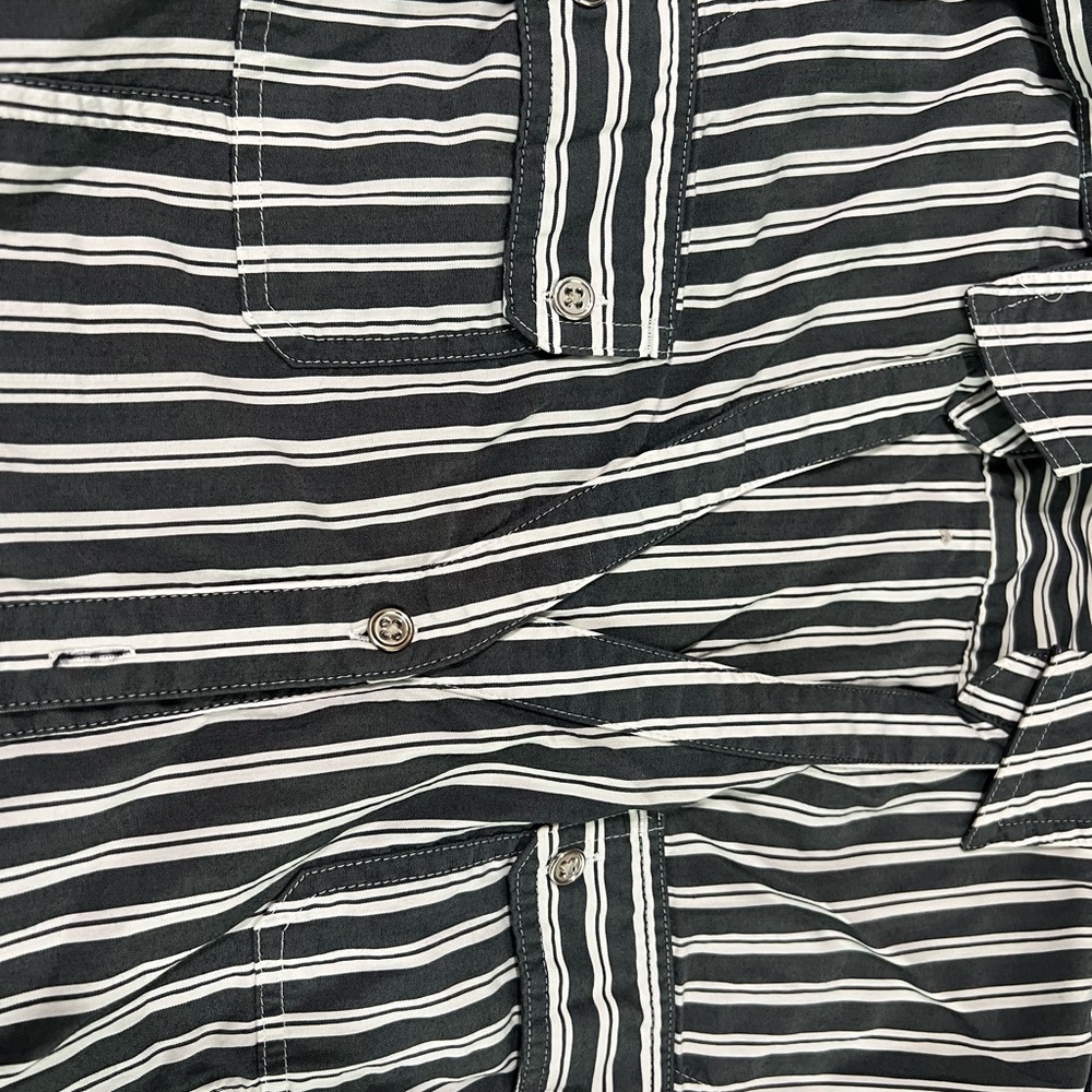 Express Striped Button-Up Shirt - Picture 4 of 4